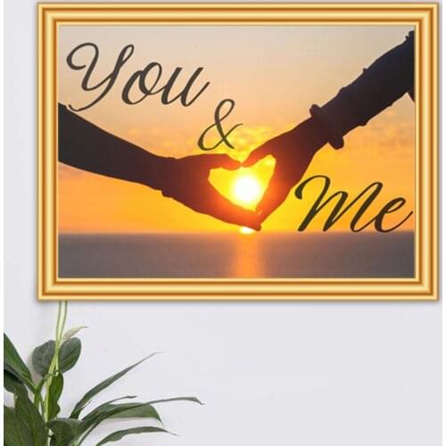 5D DIY Diamond Painting Couple Hands Love Mosaic Art Picture of Rhinestones Cross Stitch Kit Full Diamond Embroidery Home Decor