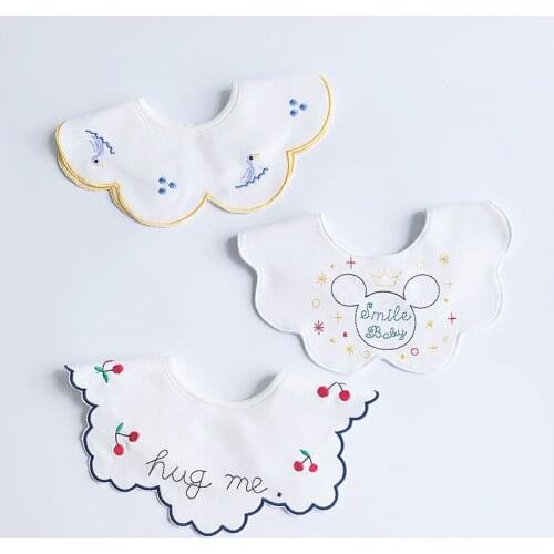 Ins Korean autumn new baby bib cotton baby saliva towel 360 rotatable petal rice pocket 0-2 years old