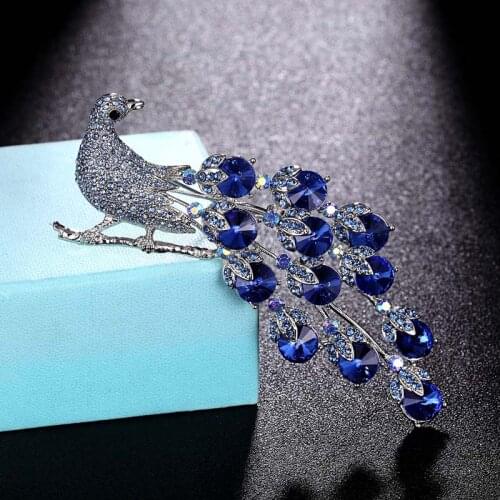 Zlxgirl high quality Rhinestone peacock anima brooch jewelry fashion Womens Enamel Scarf Suit Sweater Pin hijab accessory
