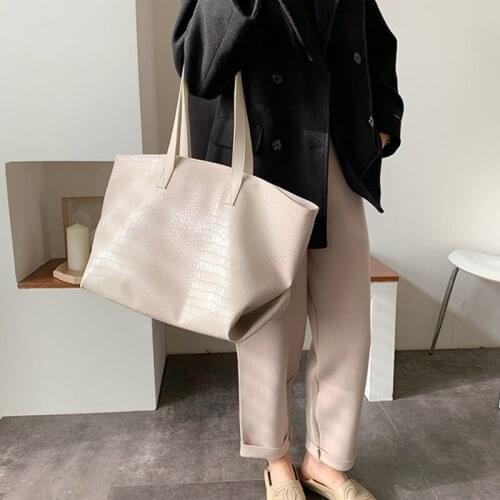 2020 Big New Women Shoulder Bags Designers Alligator Ladies Leather Bags Casual women zipper handbags Famous Brands Totes black