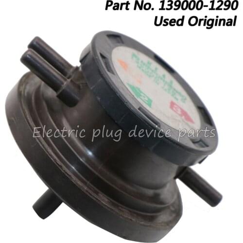 Used OE# 139000-1290 EGR Vacuum Modulator Valve for Toyota 139000 1290 1390001290