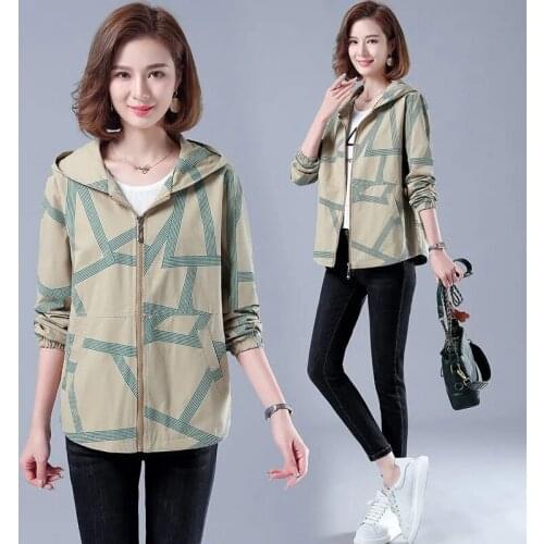 Short Jacket 202 Female Printing Middle-Aged Elderly Large Size Womens Spring Autumn Korean Loose Jacket New Hooded Jacket