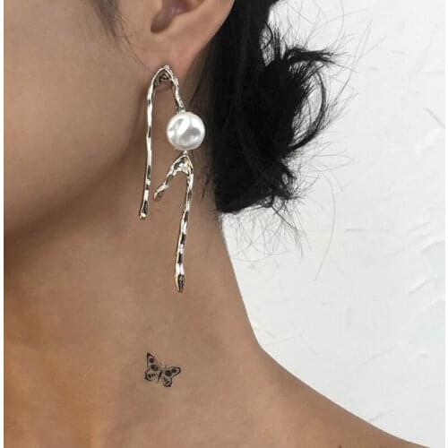 Fashion Jewelry 1 PC Geometric Earrings 2021 New Design Simulated Pearl Big Metal Drop Earrings For Women Fine Accessories