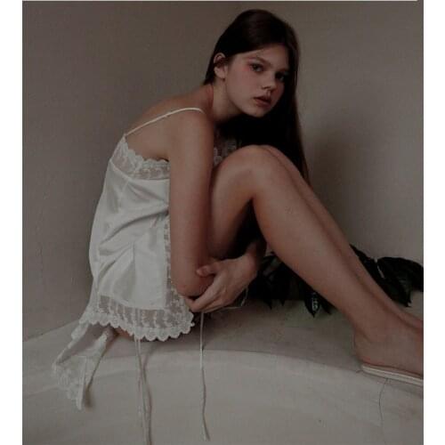 Pleated Sexy Pajamas Girl Thin Lace Skirt Suspenders Lightweight V-neck Sleepwear Nightgown Lady Off Shoulder Nightwear Femmale