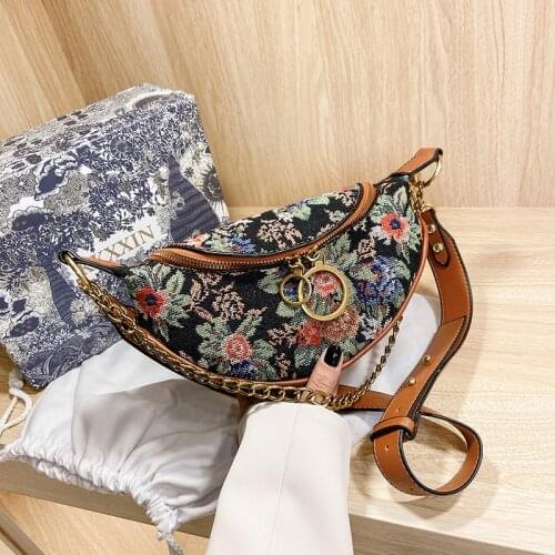 Ladies Luxury Handbag Bags Designer 2021 Retro Classic Womens Messenger Bag Canvas Embroidery Shoulder Bag Multifunctional