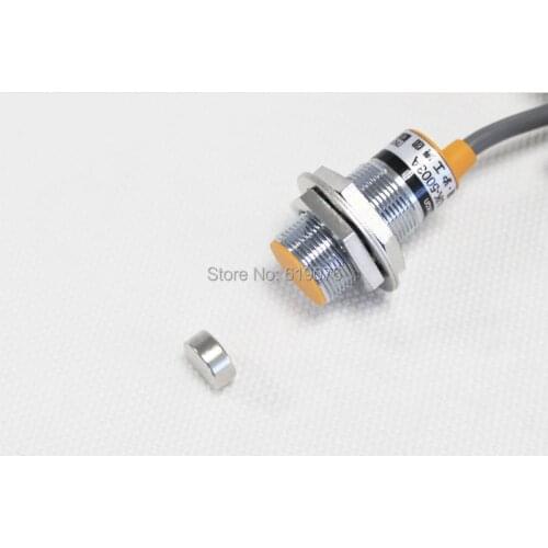 M18 DC PNP NO+NC 10mm Detection distance hall effect switch sensor NJK-5003A