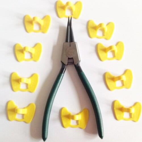 A set of 20 yellow chicken glasses + 1 pliers, anti-pecking supplies between chickens and other poultry