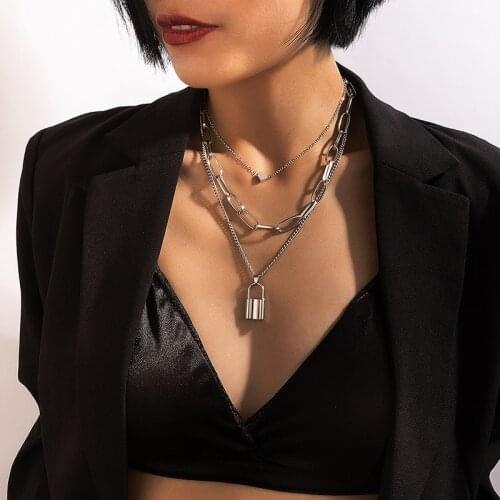 Multi-layer Heart Lock-shaped Pendant Chain Necklace for Women Fashion Lightweight Aluminum Chain Multi-layer Choker Necklace