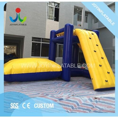 Inflatable Jumping Pillow Floating Sea Park with Water Slide