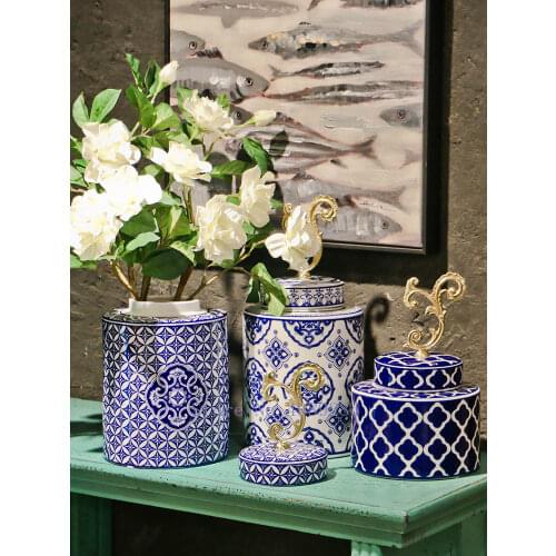 Retro Classical Blue and White Porcelain with Cover Vase Storage Jar Chinese Home Flower Arrangement Decorations Organization