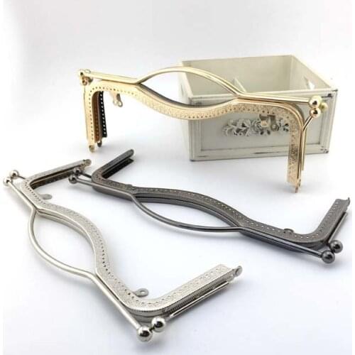 K392 27CM shape of the lips purse frame handle big Kiss Clasp Coin embossing DIY Quilting handmade bag /bronze silver gold black