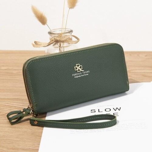 Long Four Leaf Clover Women Wallets Letter Printing Zipper Wristband Female Coin Purses Multi-card Holder Phone Bag