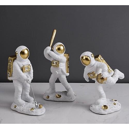 Modern Creative Astronaut Spaceman Resin Crafts Planet Series Miniature Figurines Fairy Garden Desk Living Room Home Decoration