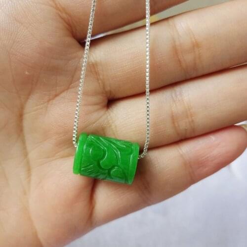 Fine Jewelry Natural Stem Green Jade Transport Bead Pendan
