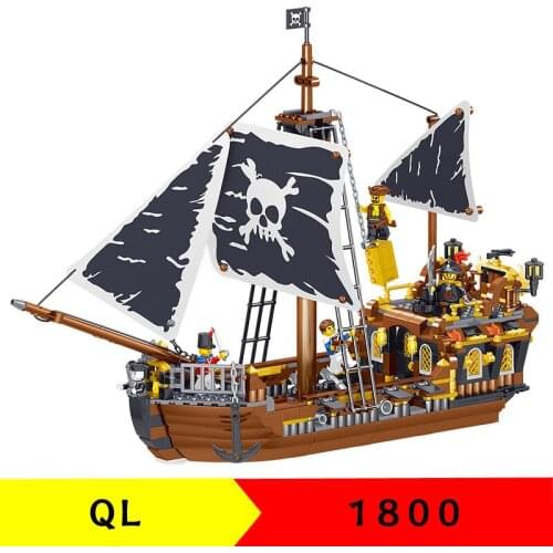722pcs QL1800 Building Blocks Pirate Series Pirate Ship God of Storm Childrens Puzzle Assembling Toy Gifts