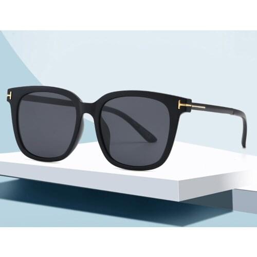Retro Square TR90 Polarized Sunglasses Women Men Brand Design Driving Sun Glasses for Women Men Black