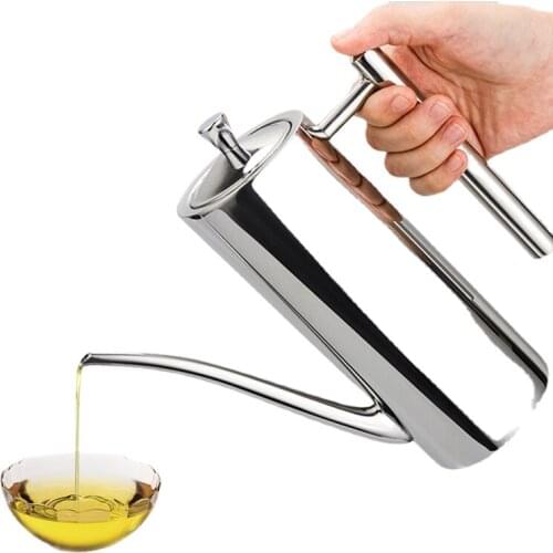 500/700ml Stainless Steel Olive Oil Bottle Vinegar Dispenser Sauce Seasoning Batcher Can Pots Oil Container Kitchen Accessories