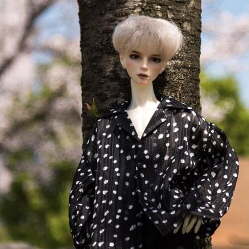 BJD doll clothes suitable for 1-3 1-4 uncle doll clothes black and white polka dot loose tops doll accessories