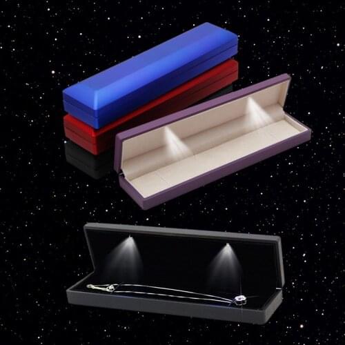 LED Light Bangle Bracelet Gift Box Case Jewelry Display LED Lighted Engagement Bracelet Box for Wedding Premuim Supply 1Pc