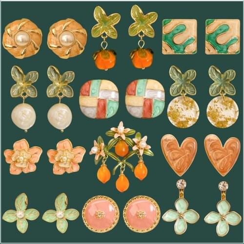 Retro court oil dripping French Earrings persimmon Ruyi Vintage Western cold wind Earrings