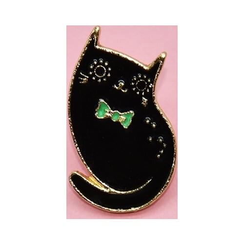 Cute animal green bow tie cat enamel metal brooch fun black cat badge brooch fashion lapel backpack jewelry good friend gift