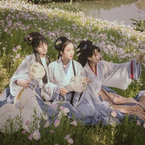 Chinese Traditional Clothing Han Clothing Womens White Skirt 3 Meters 6 Meters To Put on A Three-piece Sister Suit