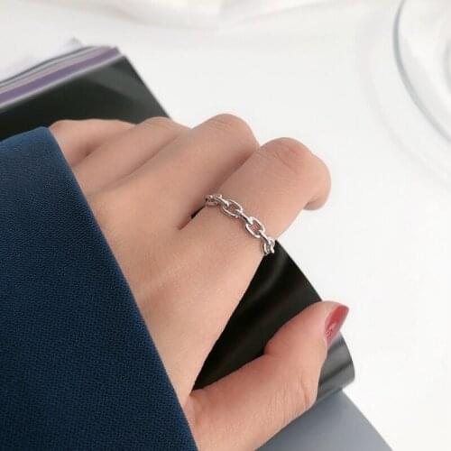 Morivovog 925 Sterling Silver Thin Chain Rings for Women Chic Minimalist Interlocking Pig Nose Chain Small Rings Stylish Jewelry