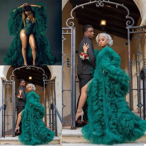 2021 Sexy Night Robe Long Sleeves Tiered Ruffles Green Party Sleepwear Celebrity Nightgowns Robes