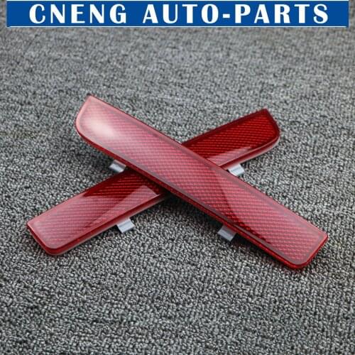 LR006349 LR006348 Pair Left+Right Rear Bumper Red Reflector For Land Rover LR2 2008- Range Rover 2003-2012