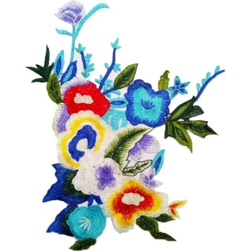 2 PCs 17*12cm Flower Patch Embroidery Fabric Applique Pocket Dress T-Shirt Qipao Jeans Hat Bags Clothing Decoration Accessories