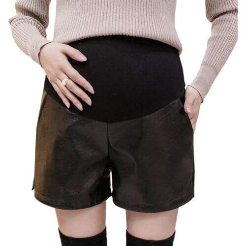 Pregnant women autumn and winter Korean fashion plaid shorts gold velvet thick new shorts