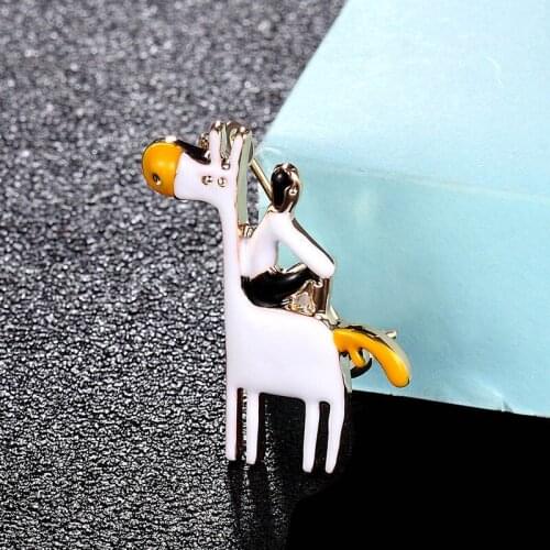 Zlxgirl jewelry fashion White Enamel small horse Shape brooches jewelry hijab pins cute women hats and bags bijoux men scarf pin