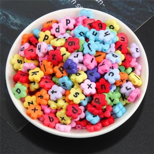 Julie Wang 100pcs 11mm Acrylic Flower Shape Letters Beads Random Color Alphabet Spacer Bead Bracelet Jewelry Making Accessory