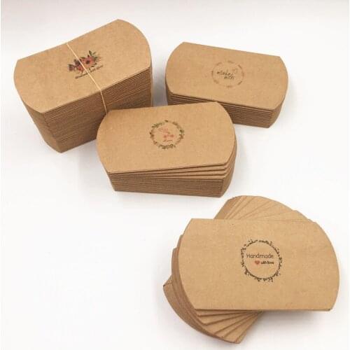20Pcs/Lot Printed Made With Love Flower Kraft Paper Pillow Boxes For Childrens Day Lollipop Gifts Package Supplies Pillow Boxes