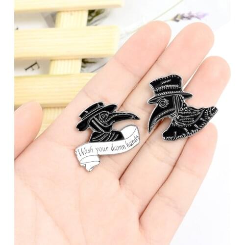 Pulaqi Black Bird head Mask Brooch Plague Doctor Mask Soft enamel Pin Badge Weird Punk Gothic Lapel Pins For Clothes Jacket DIY