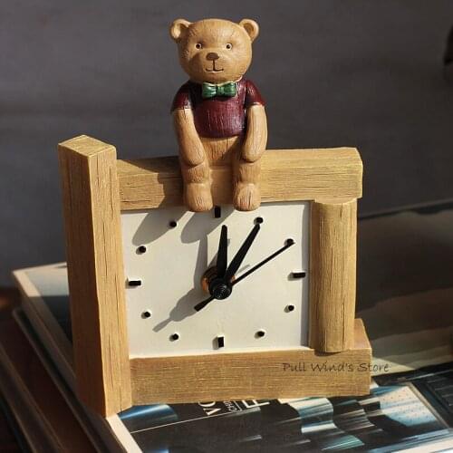Lovely Bear pastoral table clock Exquisite home furnishings clock