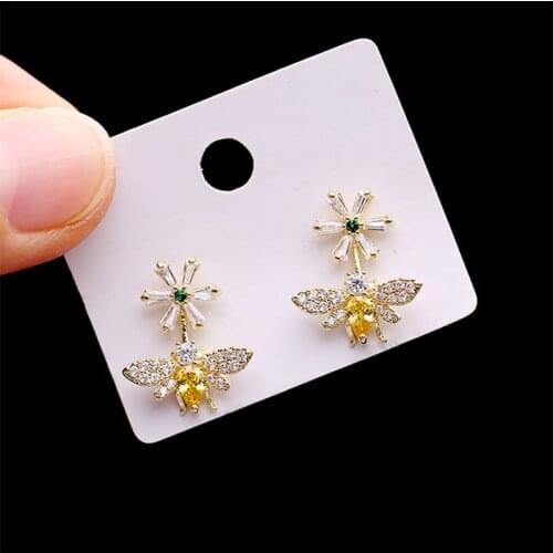Huitan Funny Bee with Flower Design Stud Earring Women Colorful Cubic Zirconia Delicate Girl Party Accessories Statement Jewelry