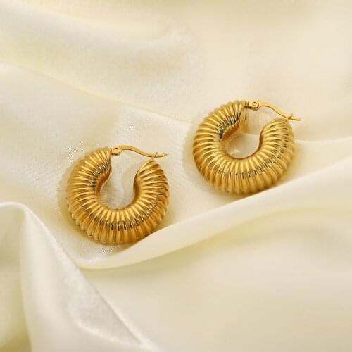 Stylish 18K Gold Plated Stainless Steel Hoop Earrings For Women Unique Snail Shell Hollow Earrings Jewelry Accessories