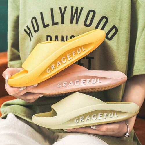 2021 Summer New Slippers Mens Trend Outdoor Home Thick-soled Non-slip Flip-flops Mens Outdoor Beach Shoes