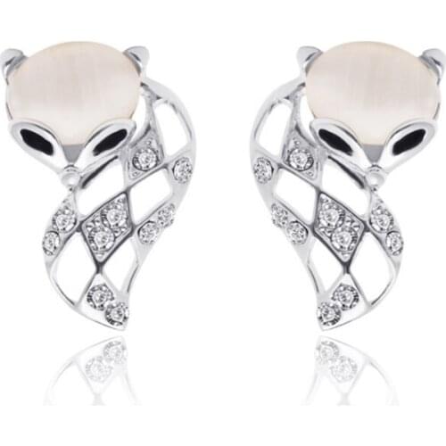 Popular Silver Plated Cat Eye Stone Lovely Fox Shape with Rhinestone Stud Earrings for Women Animal Jewelry