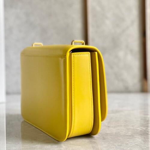 2021 Luxury Top Leather Yellow Womens One Shoulder Messenger Bag, Smooth Texture, Solid Color, Simple Style And Temperament
