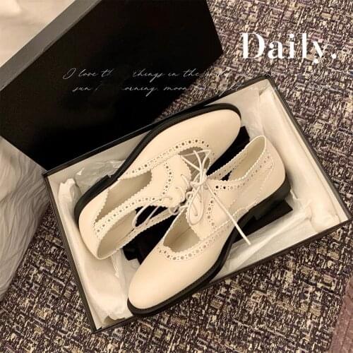 Hollow Out carved pattern oxford shoes women sandals summer british brogue round toe thick heels loafers woman lace up flats2021