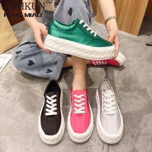 Luxury Design Casual Shoes Women Thick Bottom Platform Sneakers 5cm Black/White Shoes Flats Lace Up Chunky Sneakers 2021