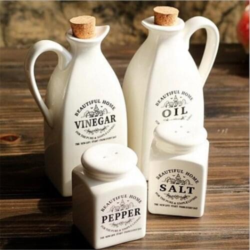 Seasoning Box 4pcs/set White Oil Bottle Ceremic Countryside Desk Ornaments