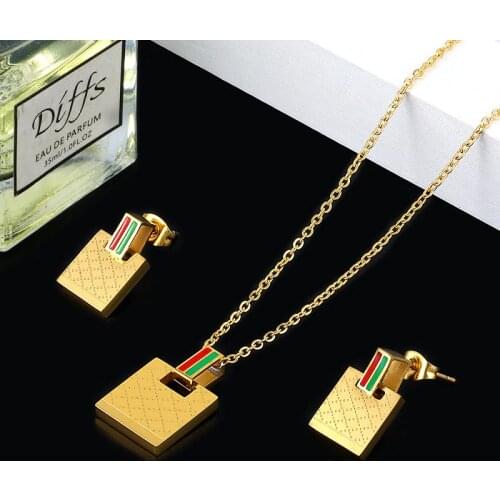 Christmas Fashion Female Woman Jewelry Set Gold Square Pendant Necklace Charm Green & Red Bar Stud Earrings Jewelry Gift