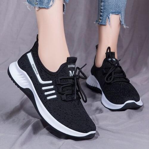 Women Shoes 2021 Casual Soft Bottom Running Shoes Women Slip-on Shoes Women Fashion Breathable Sneakers Zapatos De Mujer