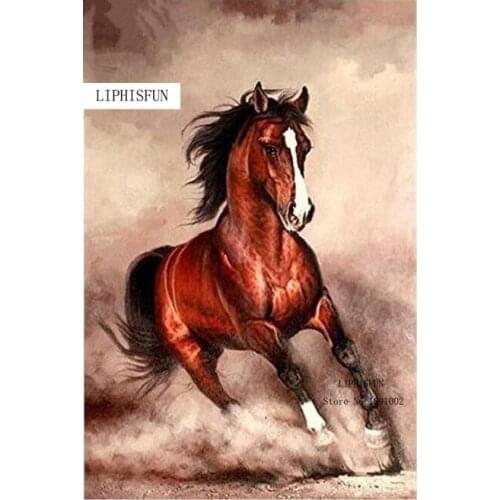 5D Dill Diamond Painting Horse Running Brown Horse Diamond Embroidery Cross Stitch Rhinestone Diamond Painting