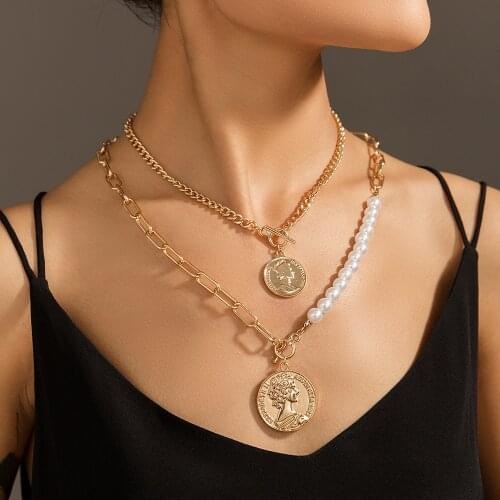 Vintage Roman Portrait Pendant Necklace For Women Double Round Fashion Pearl Plaid Chain Alloy Metal Choker Jewelry Charms Gift