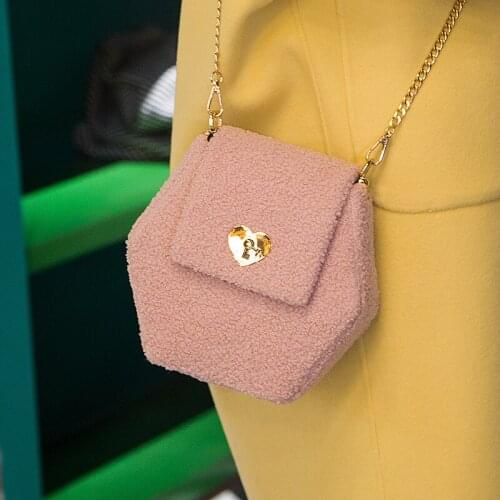 2021 Novelty Heart Hexagon Unfinished Teddy Velvet Golden Chain Material Set Package Needle Work Diy Women Saddle Crossbody Bag