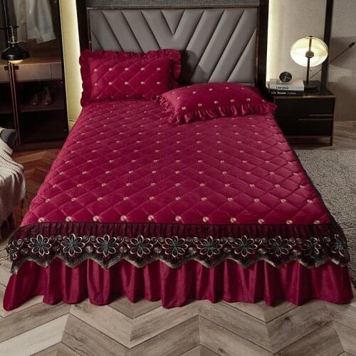 Thicken Bed Skirt Wrap Around Bed Sheet for Hotel Lace Home Decor Quilted Warm Crystal Velvet Bedspread Non-Slip Mattress Cover